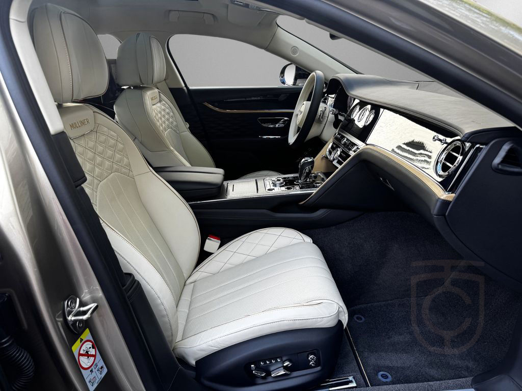 Bentley Flying Spur MULLINER EDITION HYBRID LP €334.783