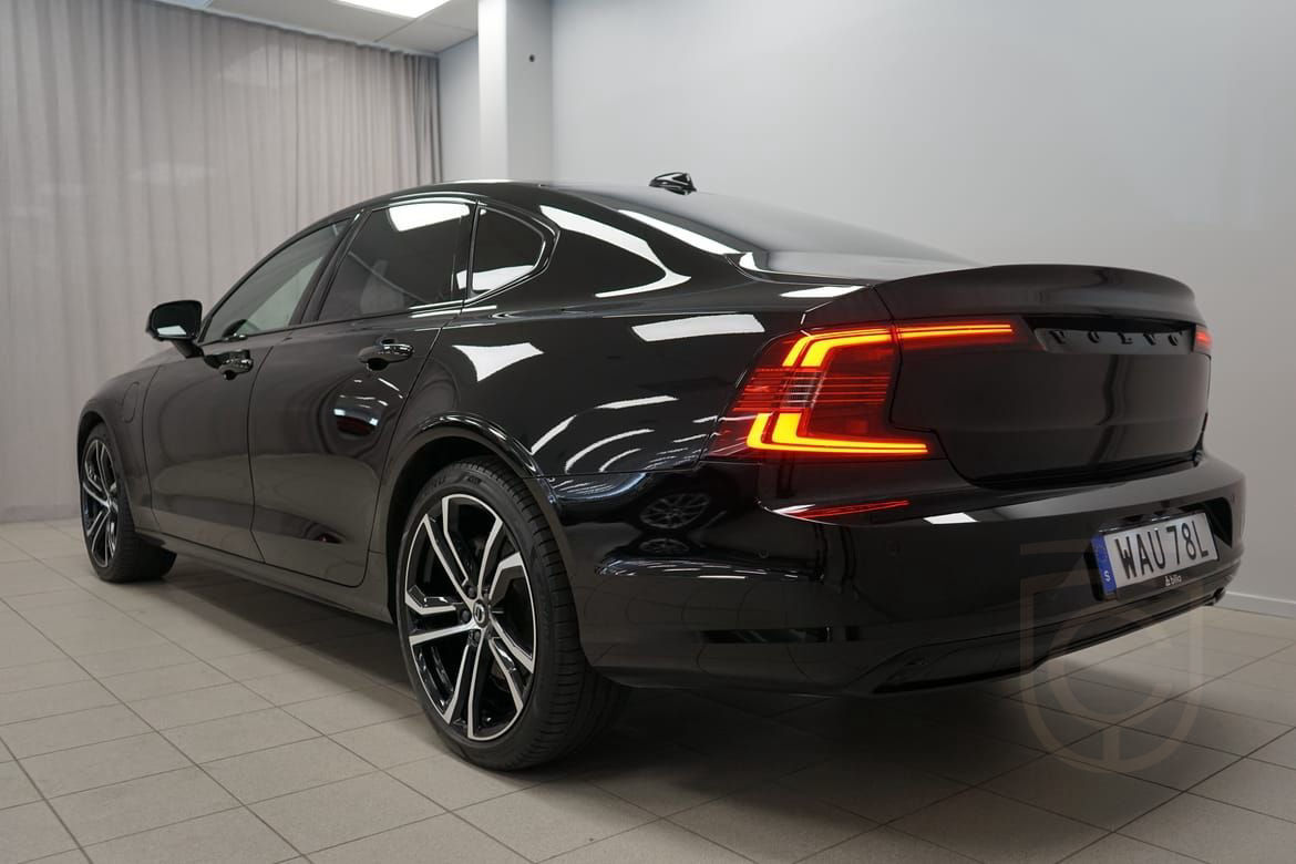 Volvo S90 Recharge T8 Ultimate Dark