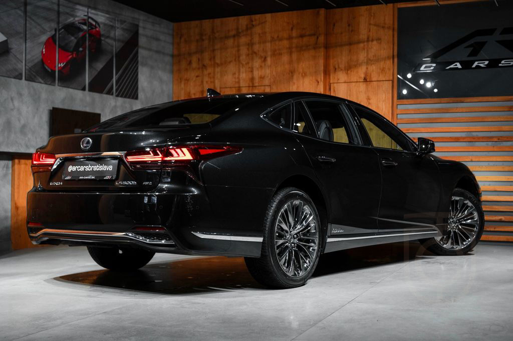 Lexus LS 500 500h Superior*KIRIKOGLASS*FULL OPTIONS