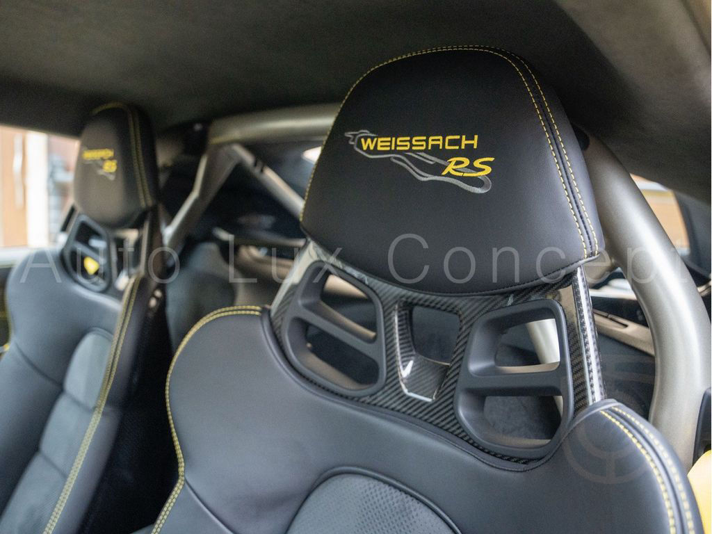 Porsche 718 Cayman GT4 RS Weissach/Lift/LED/Kamera/BOSE