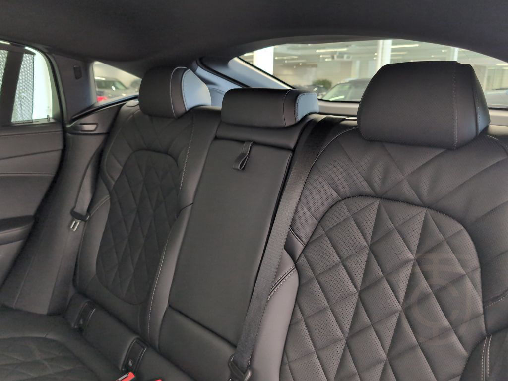 BMW X6 xDrive40d M Sport LED/Harman&Kardon/AHK/DAB7