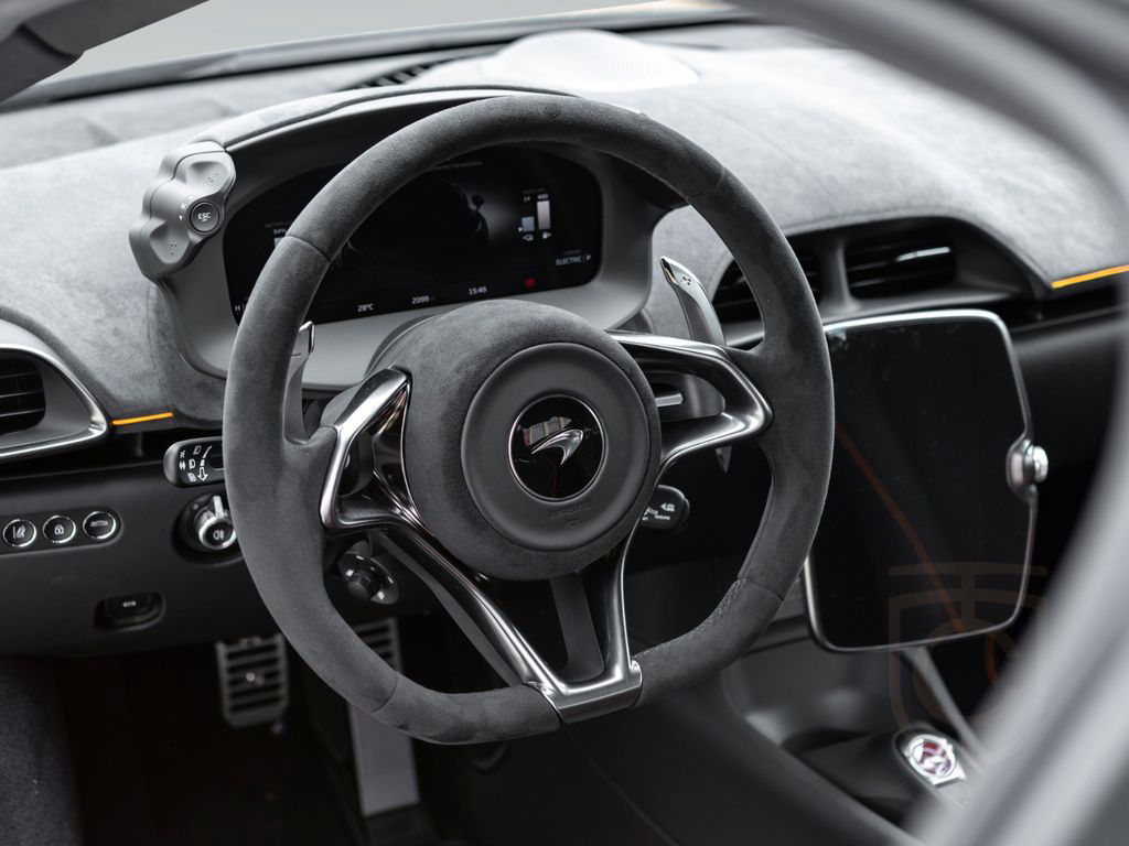McLaren Artura | Cosmos | Carbon Sill Finishers
