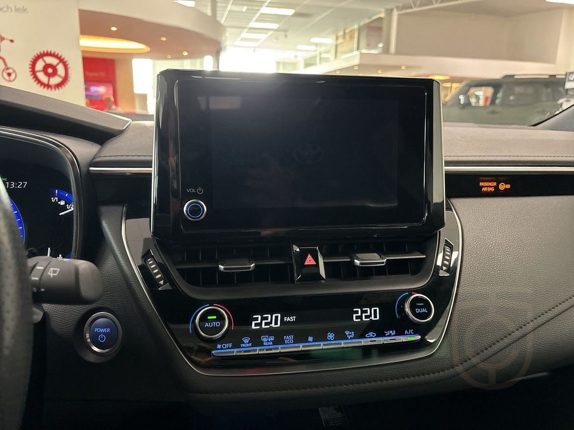 Toyota Corolla Hybrid 2,0 5D GR SPORT PLUS