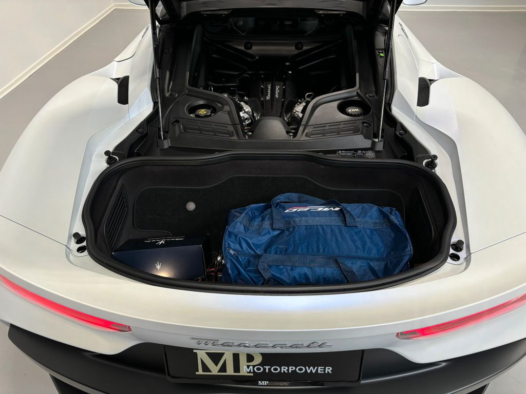 Maserati MC20 DCT facelift (192 km!)
