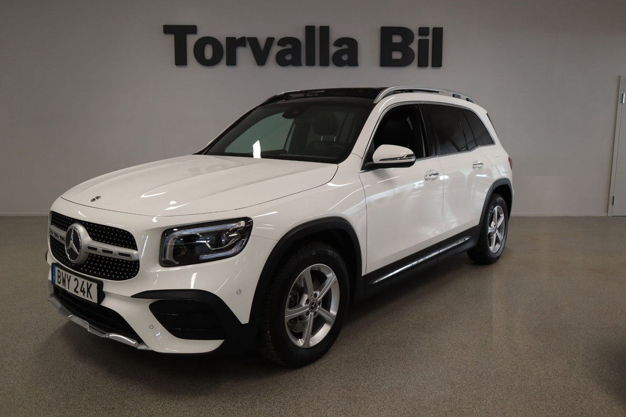 Mercedes-Benz GLB 200 4MATIC 8G-DCT AMG line,7sits,Pano,vhju