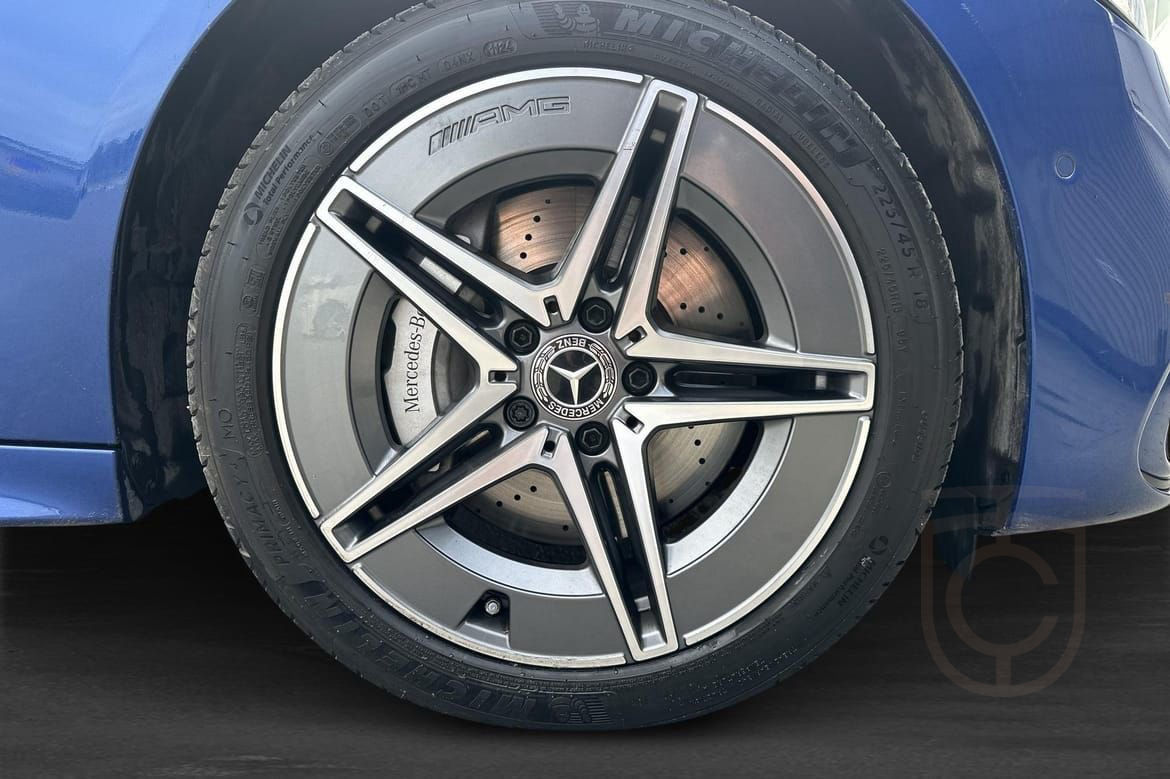 Mercedes-Benz C 300 T e AMG