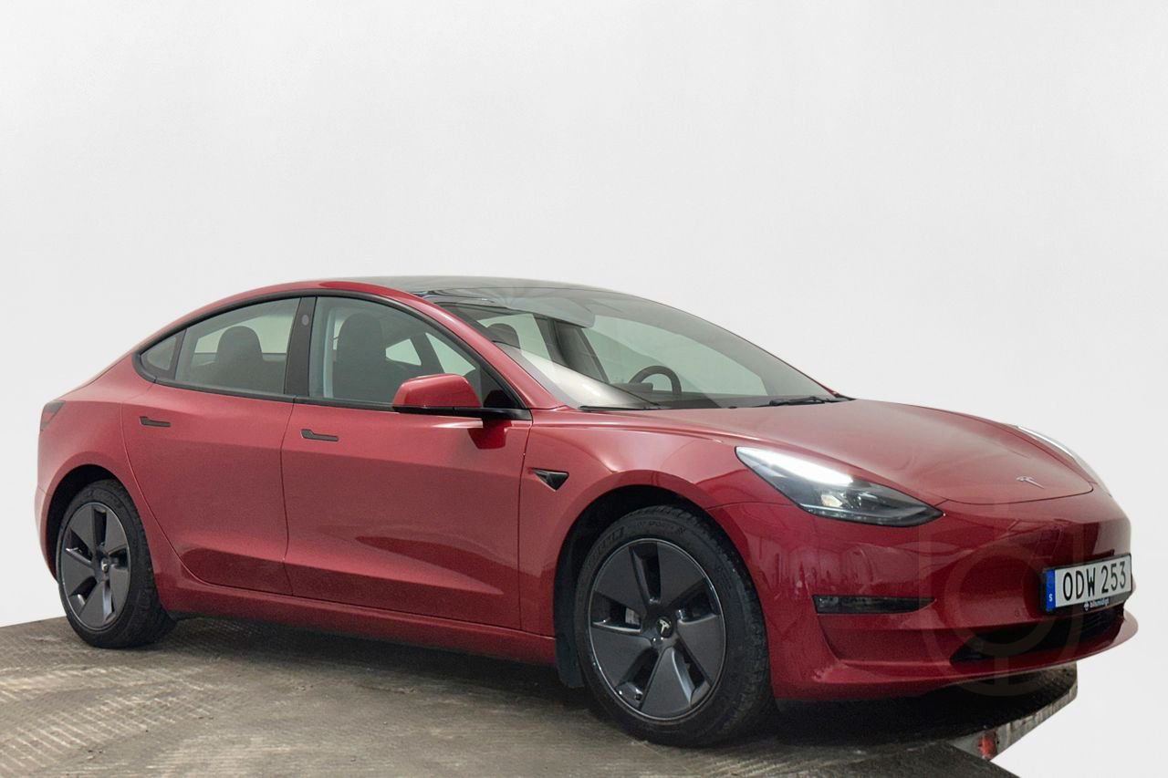 Tesla Model 3 Long Range AWD