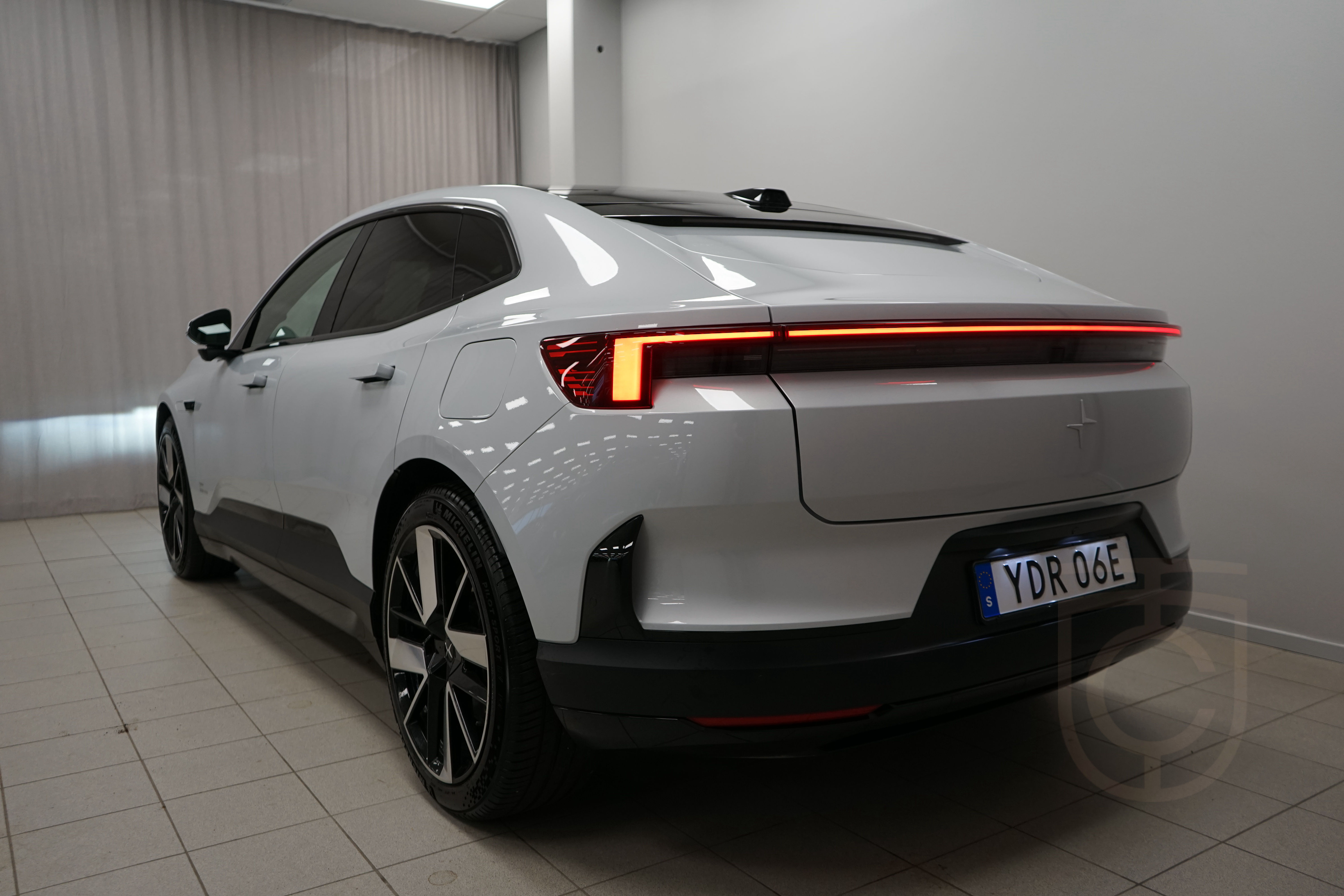 Polestar 4 Long Range Single Motor