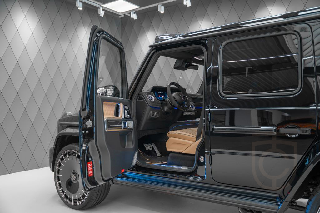 Mercedes-Benz G 63 AMG 2025 BRABUS G 800 BLACK / BROWN