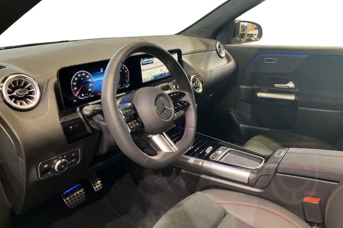Mercedes-Benz GLA 200 AMG-Line Premium