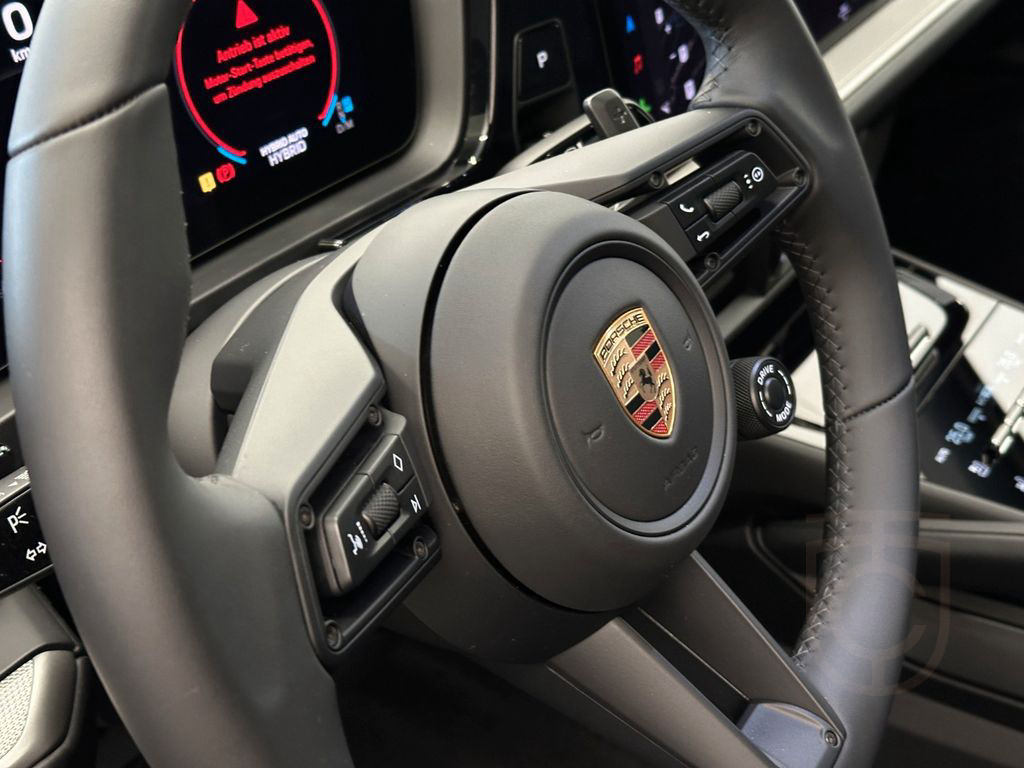 Porsche Cayenne S E-Hybrid Coupé AHK PANO BOSE