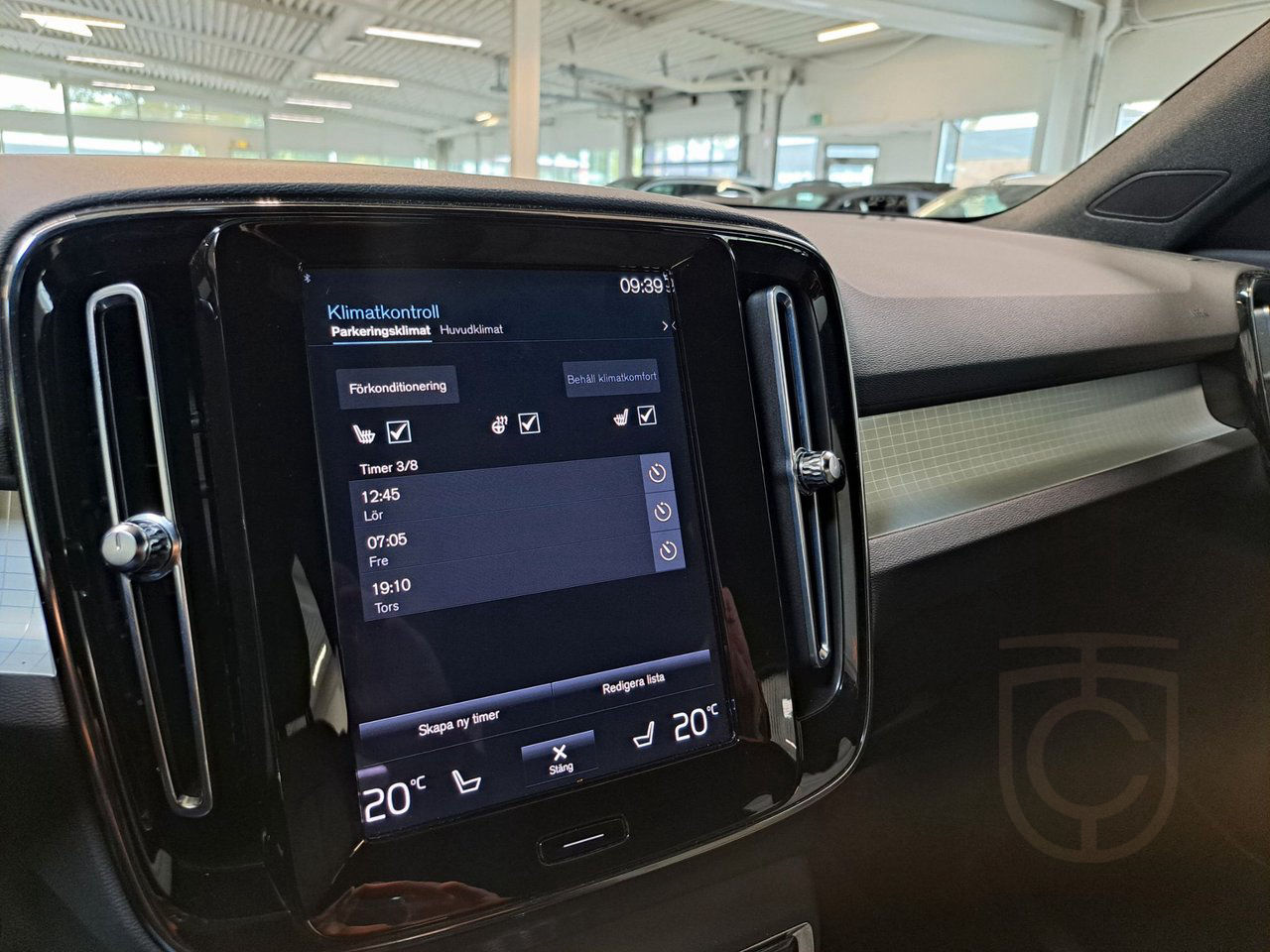 Volvo XC40 T4 Recharge DCT Core Bright