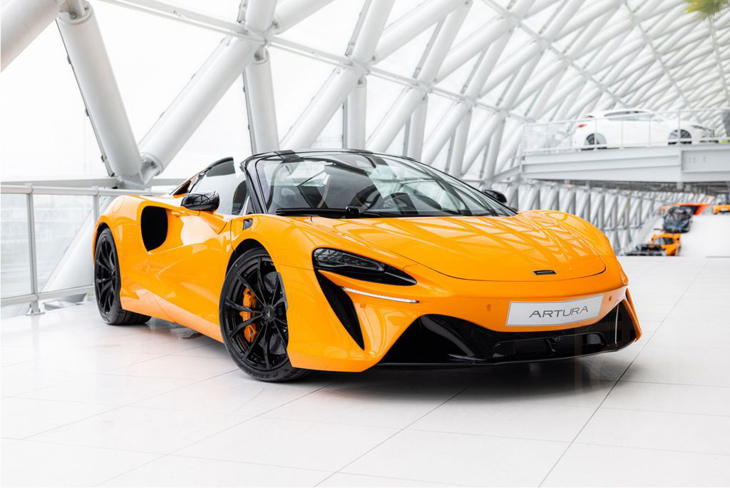 McLaren Artura Spider 3.0 V6 Plug-In | Performance | Car