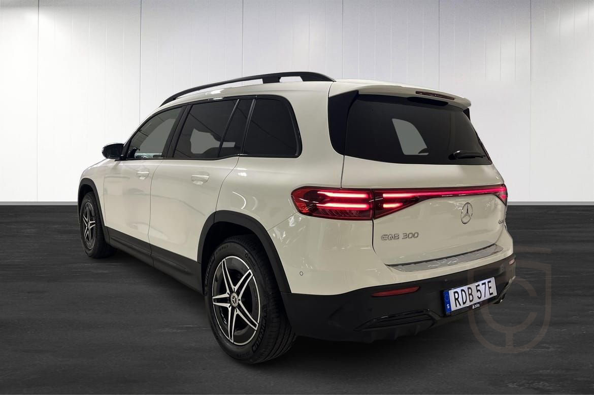 Mercedes-Benz EQB 300 4MATIC AMG-paket