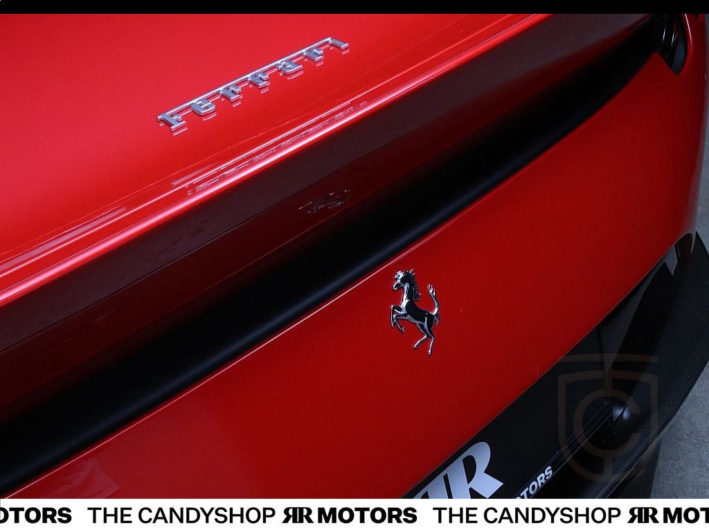 Ferrari 812 Competizione Aperta