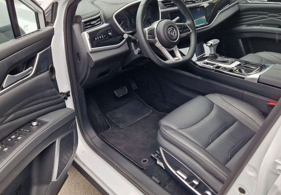 Dongfeng Fengon 5