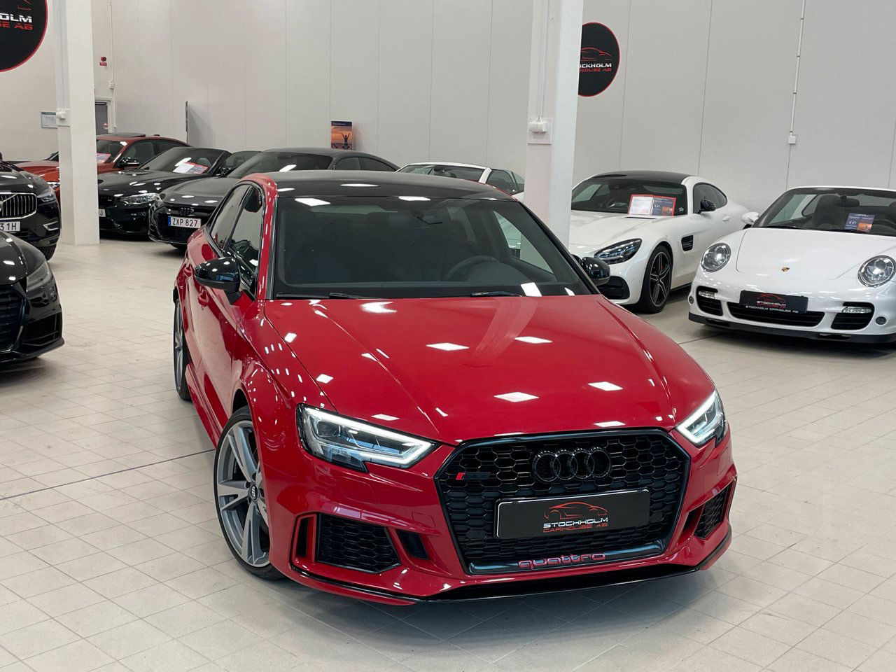 Audi RS3 Sedan Catalunya Red Metallic RS-Chassi