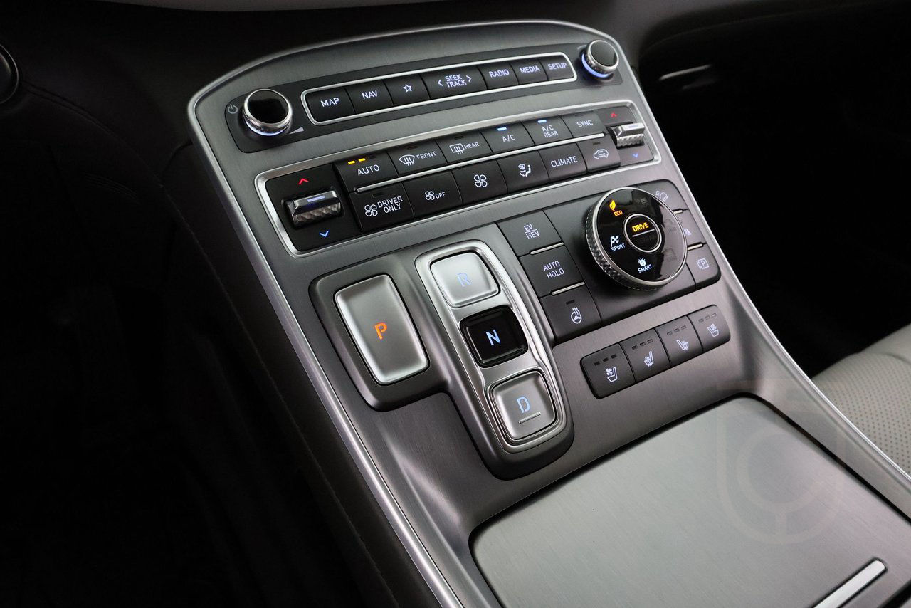 Hyundai Santa Fe PHEV Advanced