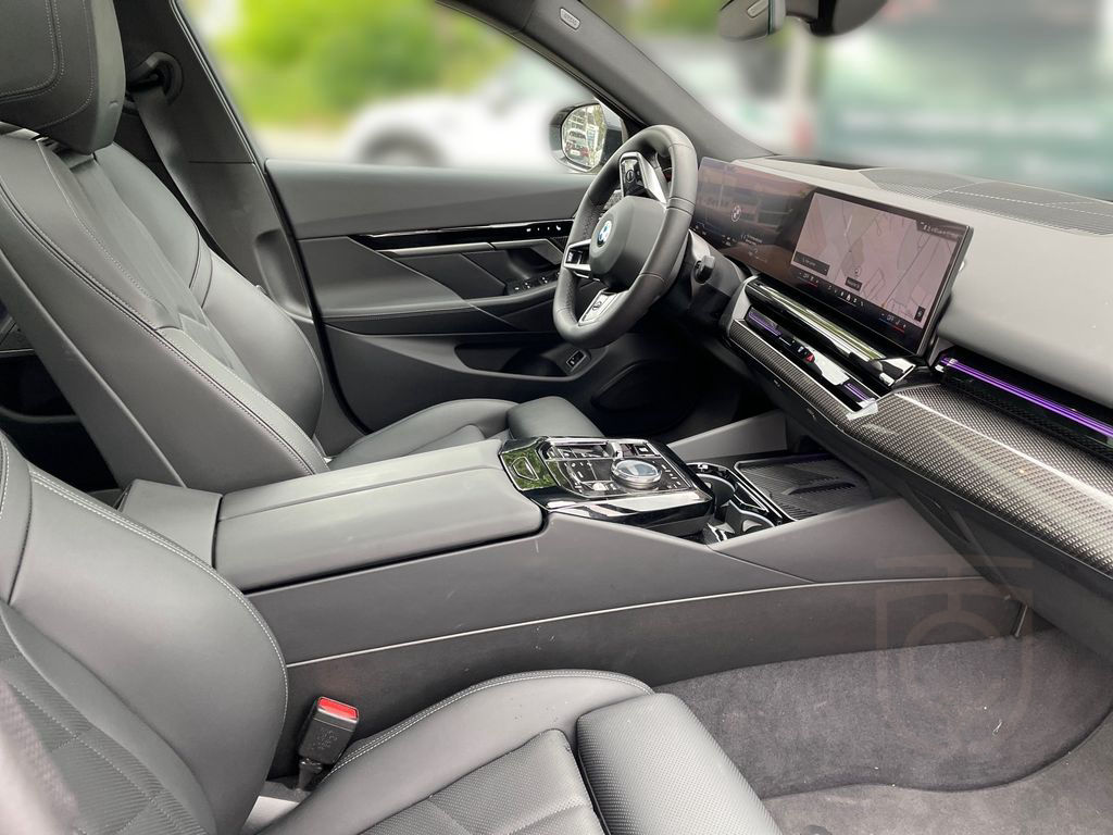 BMW 540d xDrive Touring M Sport DA Pro Pano AHK STH