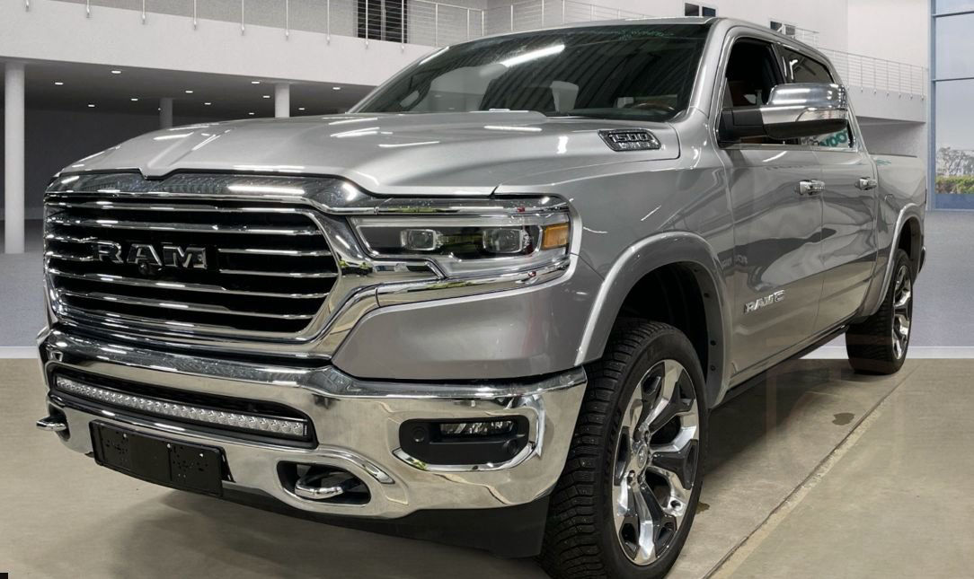 Dodge Ram  1500 CREW CAB 5.7 V8 Hemi LongHorn Edition