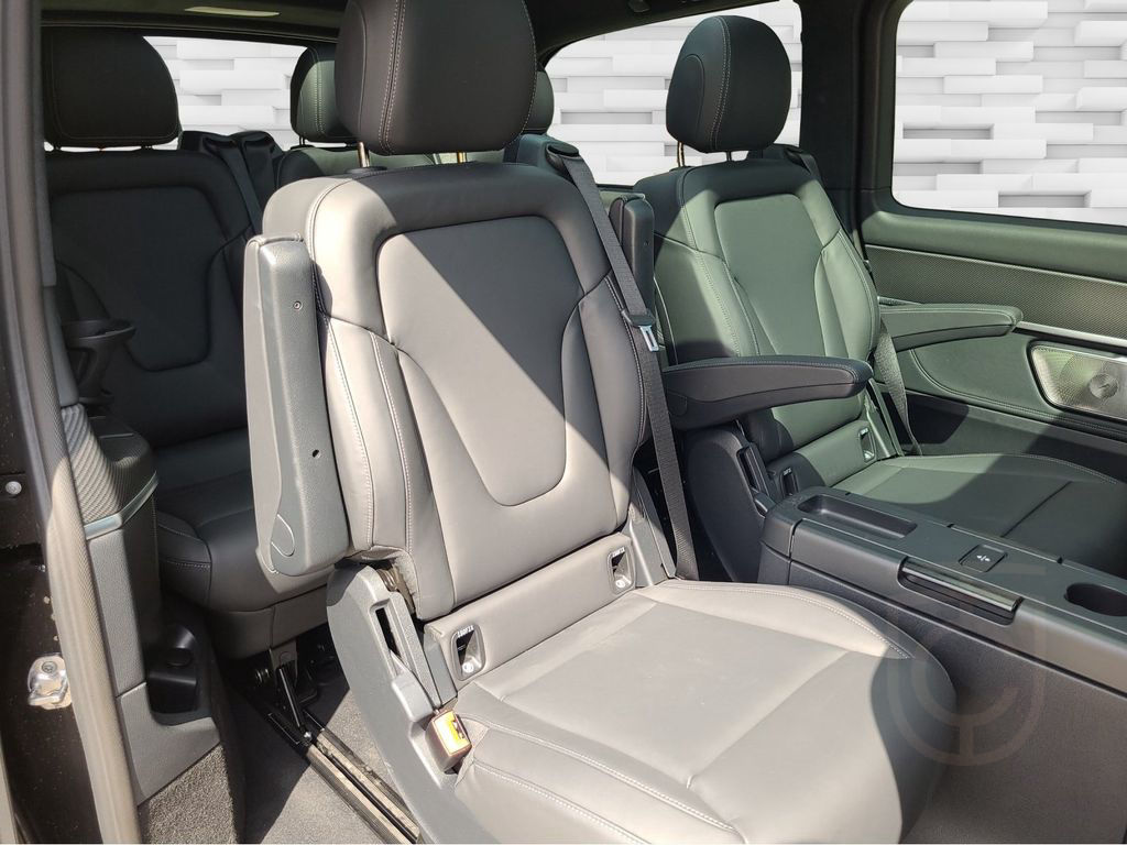 Mercedes-Benz V 300 d Exclusive lang 4x4 AMG Airmatic AHK Pano