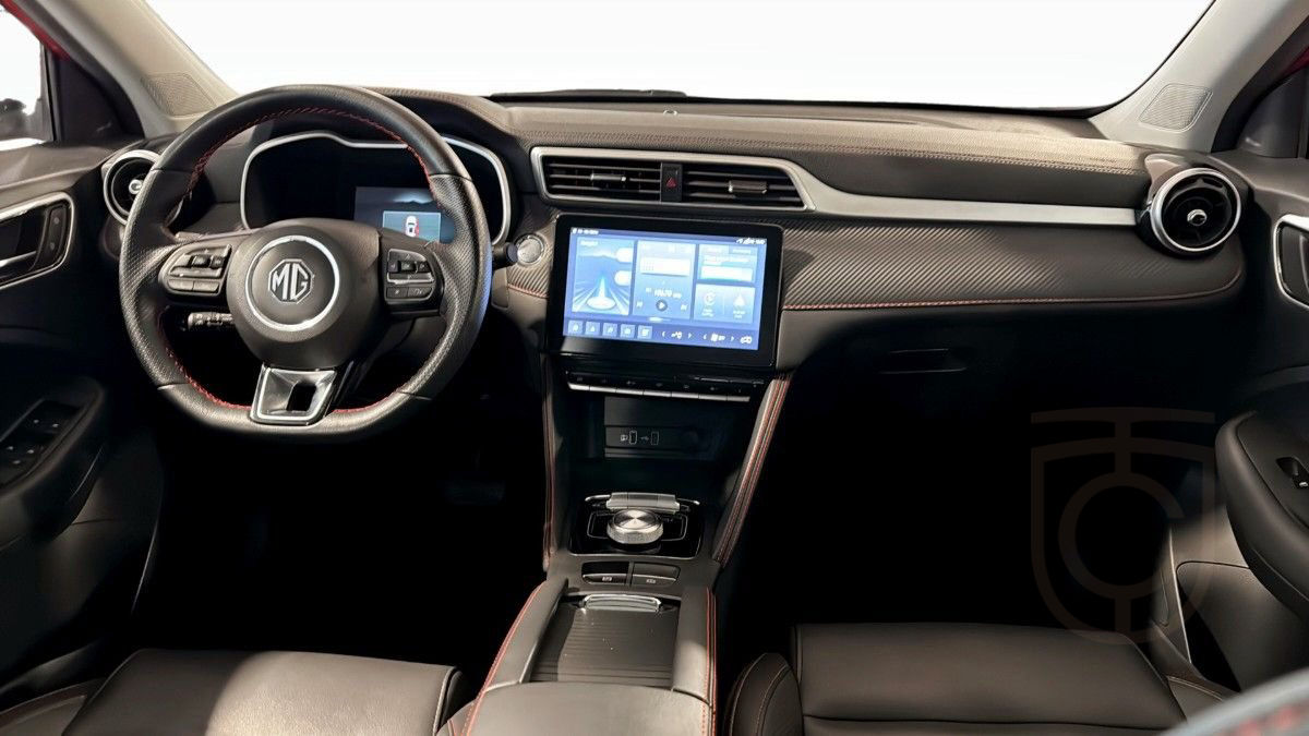 MG ZS EV LUXURY