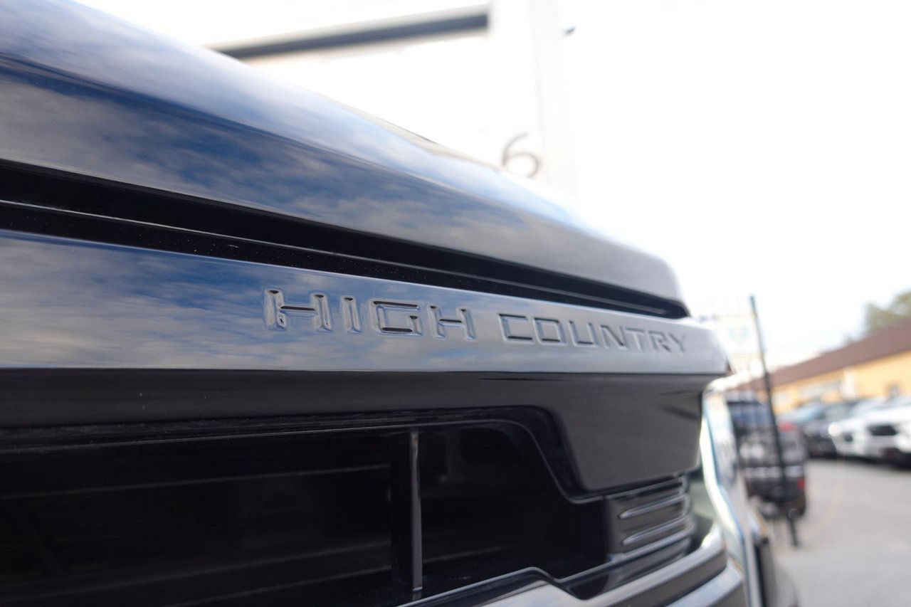 Chevrolet Silverado 6.2 V8 High Country Midnight 4.995:-