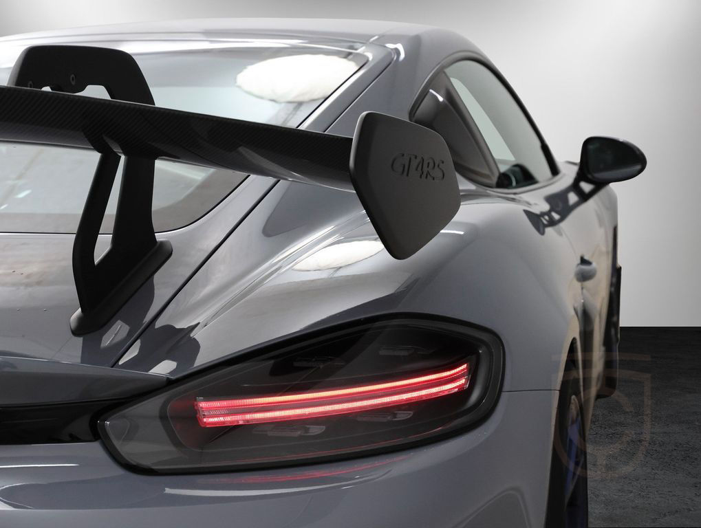 Porsche 718 Cayman GT4 RS