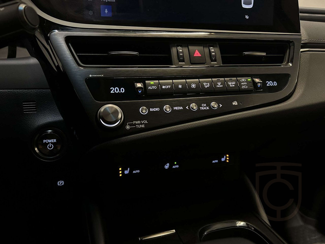 Lexus ES 300h 2.5 E-CVT Limited Edition
