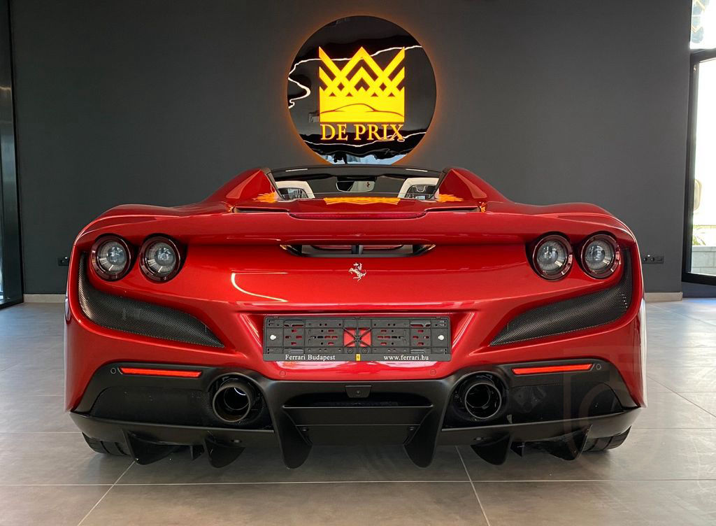 Ferrari F8 Spider *LIFT*Carbon*P-Display*Surround View