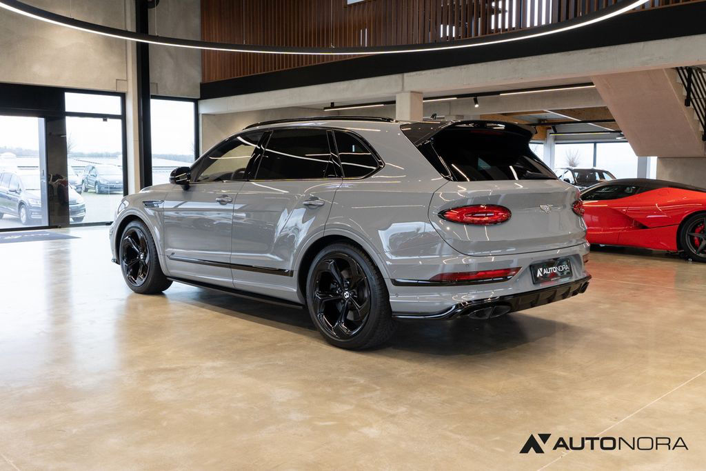 Bentley Bentayga S V8 AHK Touring Spec. Naim