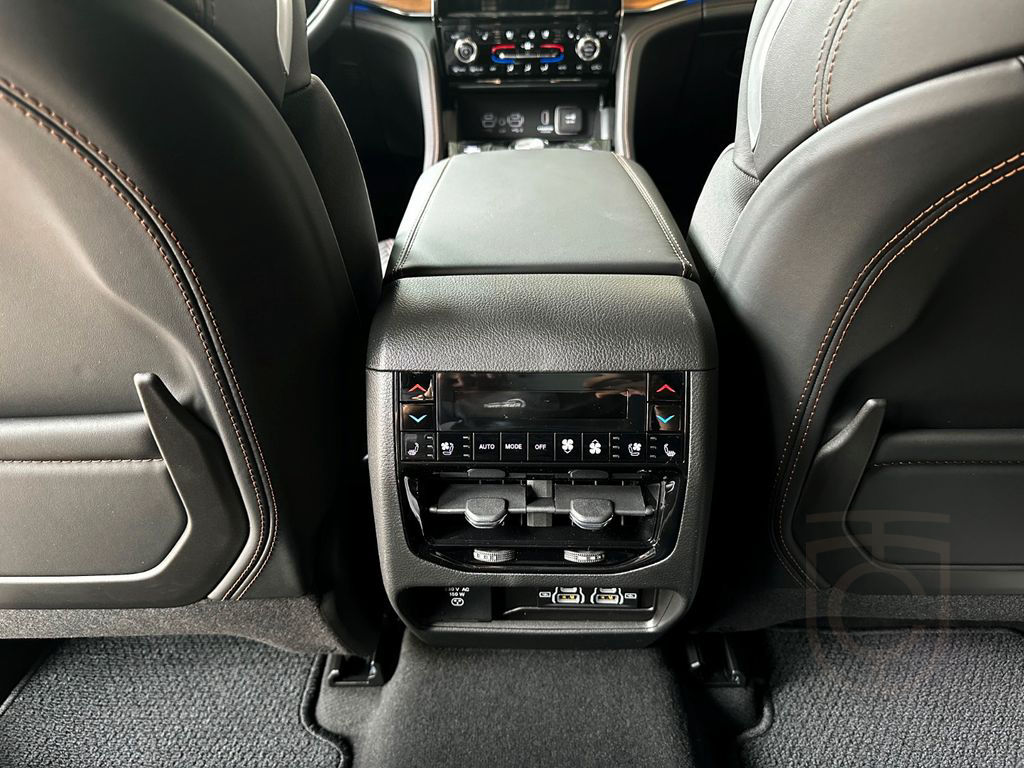 Jeep Grand Cherokee Summit 4xe +HEAD-UP +SITZKÜHLUNG+