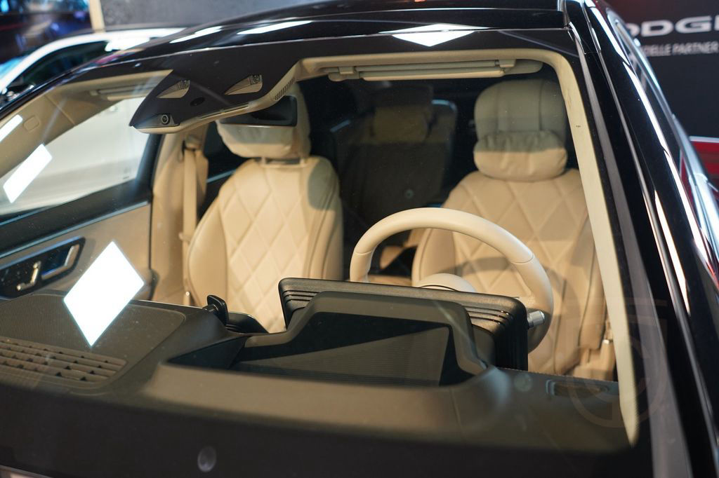 Mercedes-Benz S 680 Maybach 4M CHAUFFEUR PACKET BURM PANO TV