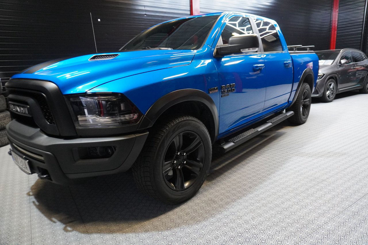 Dodge RAM  Dodge Ram HEMI 5.7 V8 –