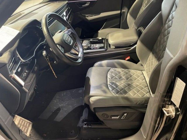 Audi SQ8 4.0 TFSI quattro Carbon + 23 Zoll Klima
