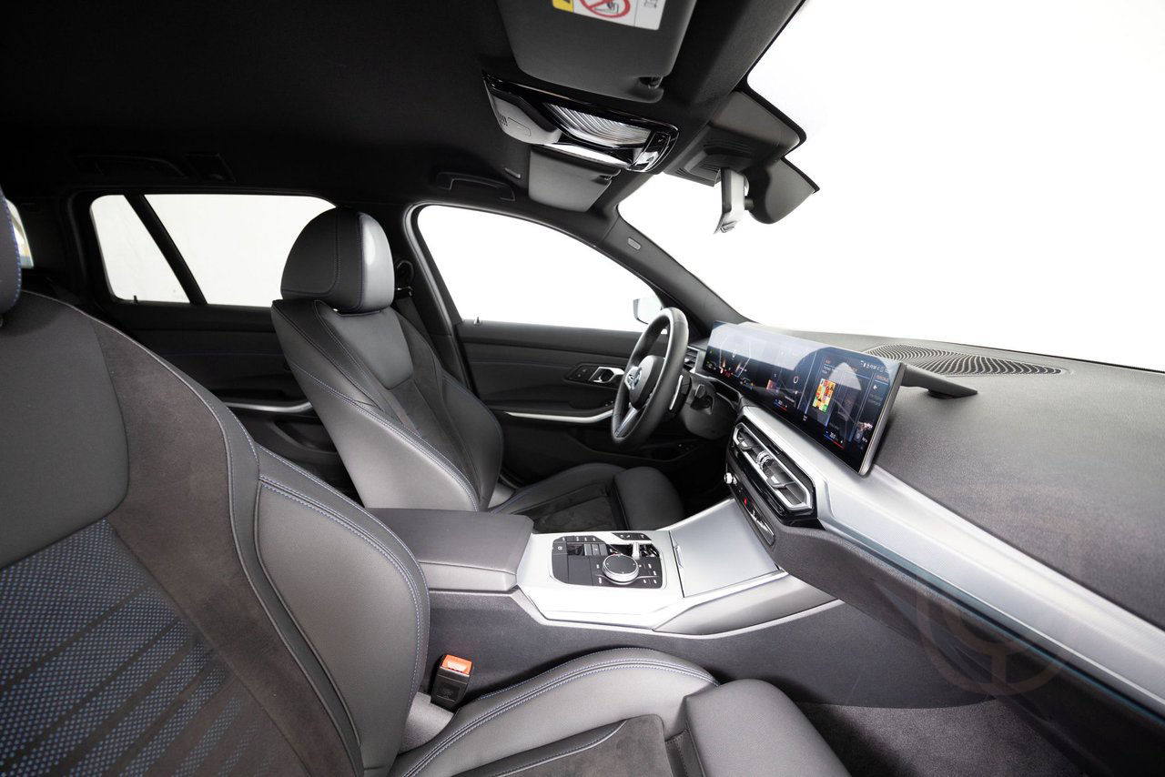 BMW 330e xDrive Touring M Sport