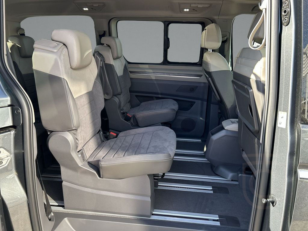 Volkswagen Multivan Langversion 2.0 TDI Style DSG+MATRIX