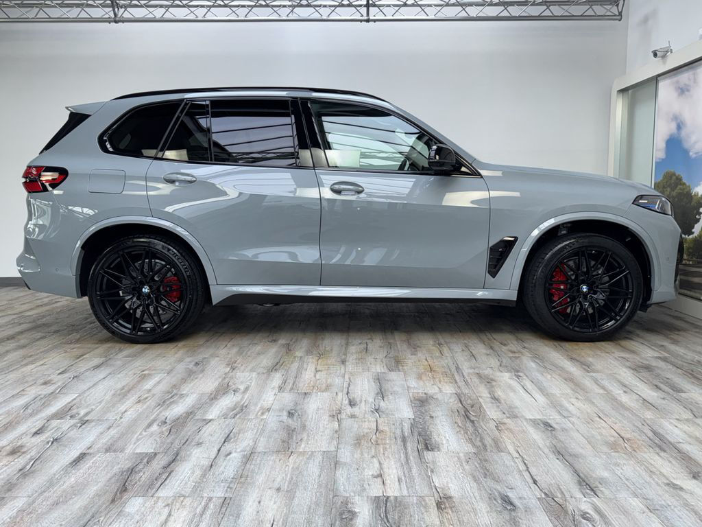 BMW X5 M Competition B&W AHK Panorama Sitzlüftung