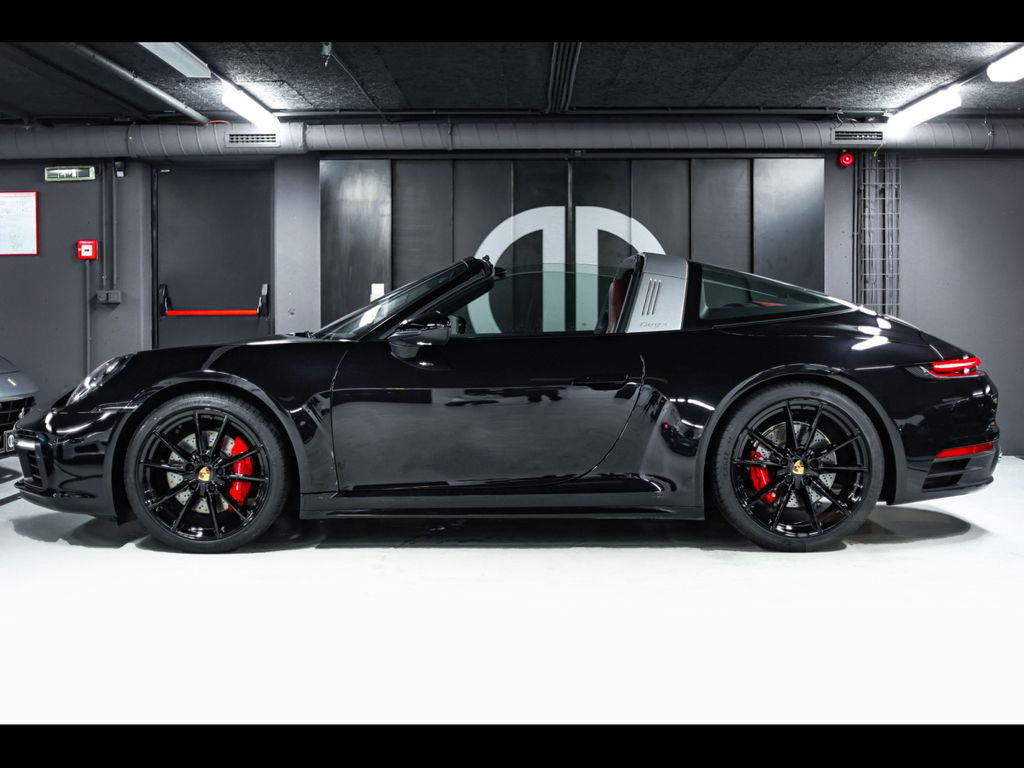 Porsche 992 911 TARGA 4S PDK°CHRONO°ABGAS°KAM°KEYLESS