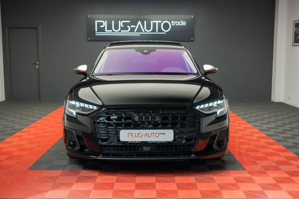 Audi S8 TFSI quattro tiptronic