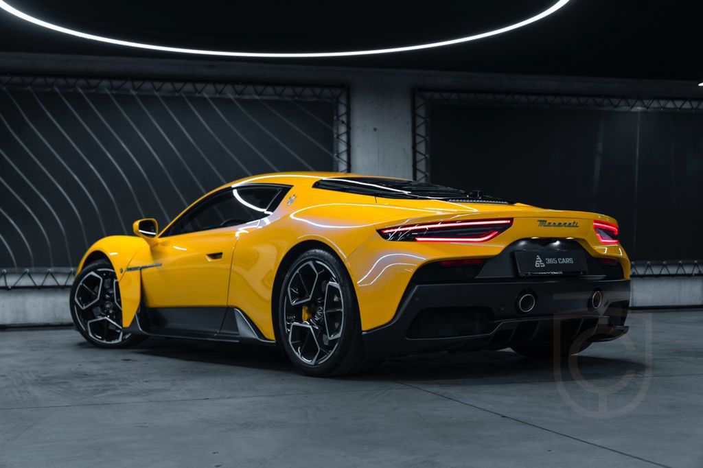 Maserati MC20 3.0 V6 DCT | Lift | Sabelt | Sunus Faber