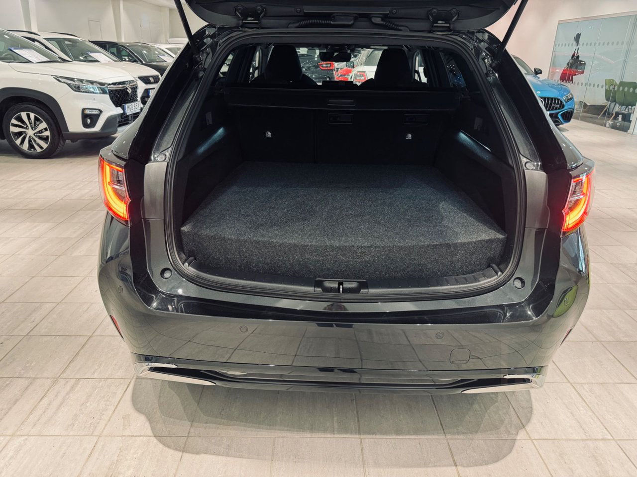 Suzuki Swace Hybrid e-CVT 103kW 2023 Inclusive