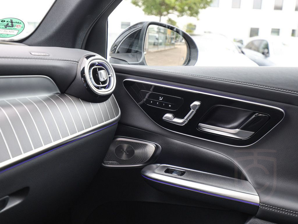 Mercedes-Benz GLC 220 d 4MATIC AHK Abstandstemp. LED Pano Navi
