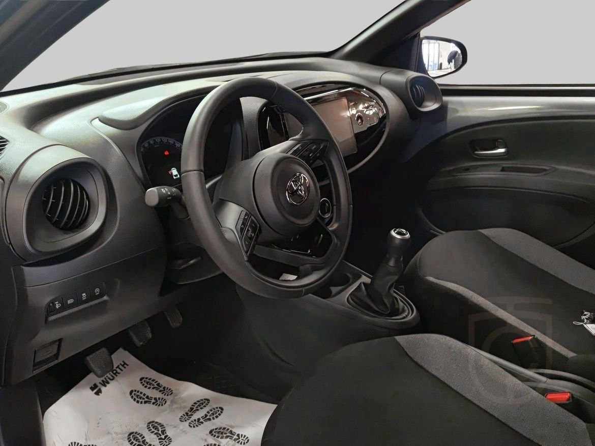 Toyota Aygo X Play 1,0 VVT-i