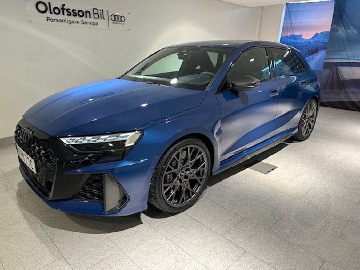 Audi RS3 RS 3 Sportback S-tronic - Snabb