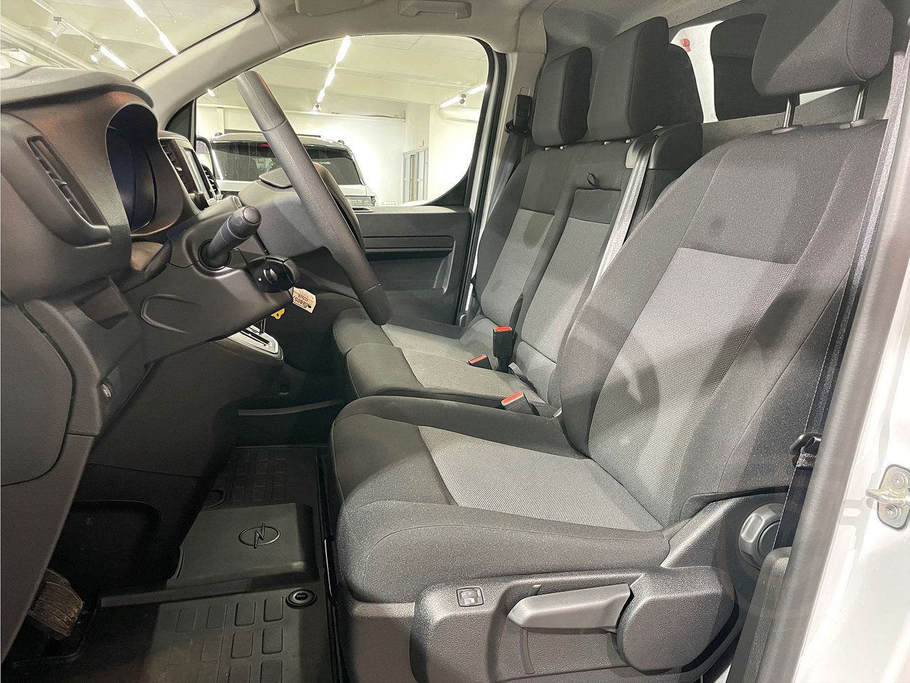Opel Vivaro-e Panel Van 100kW 2023