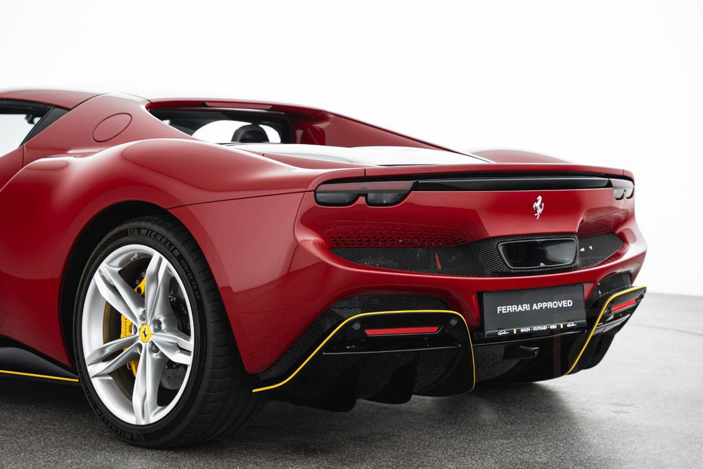 Ferrari 296 GTB DCT
