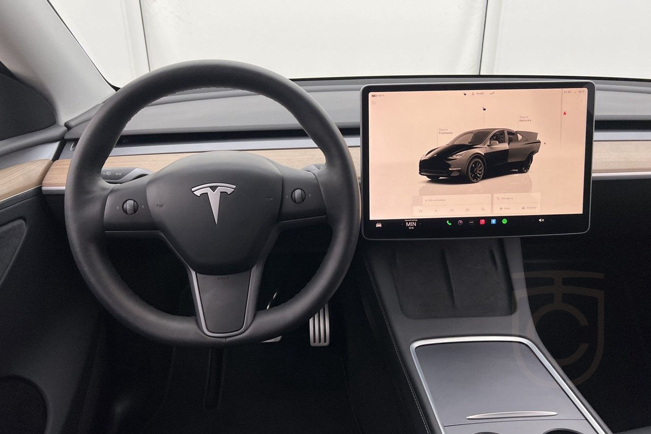 Tesla Model Y Performance AWD Autopilot