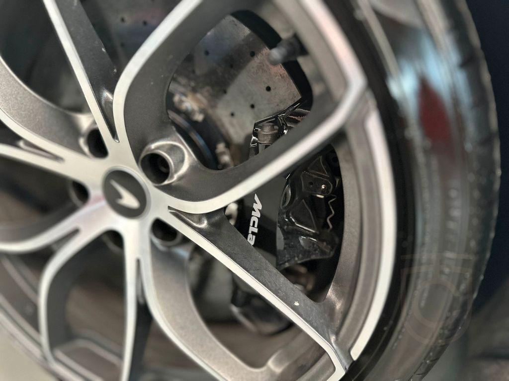 McLaren 720S Spider / Electrochromic Roof / Carbon Fibre