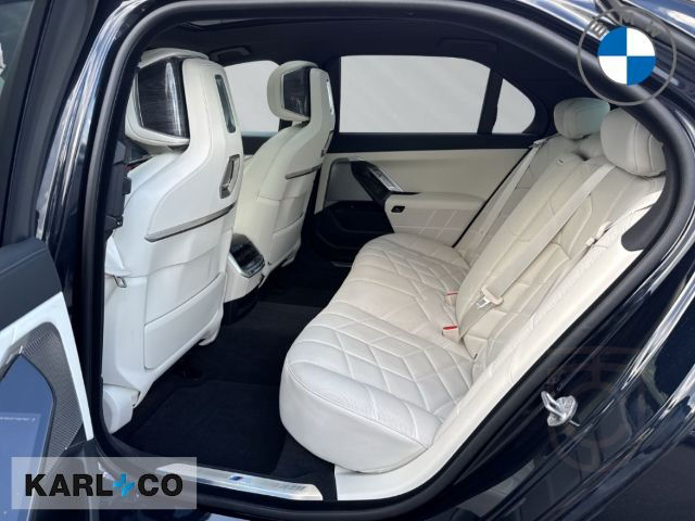 BMW 740 M-Sport Kristall Automatiktüren Massage